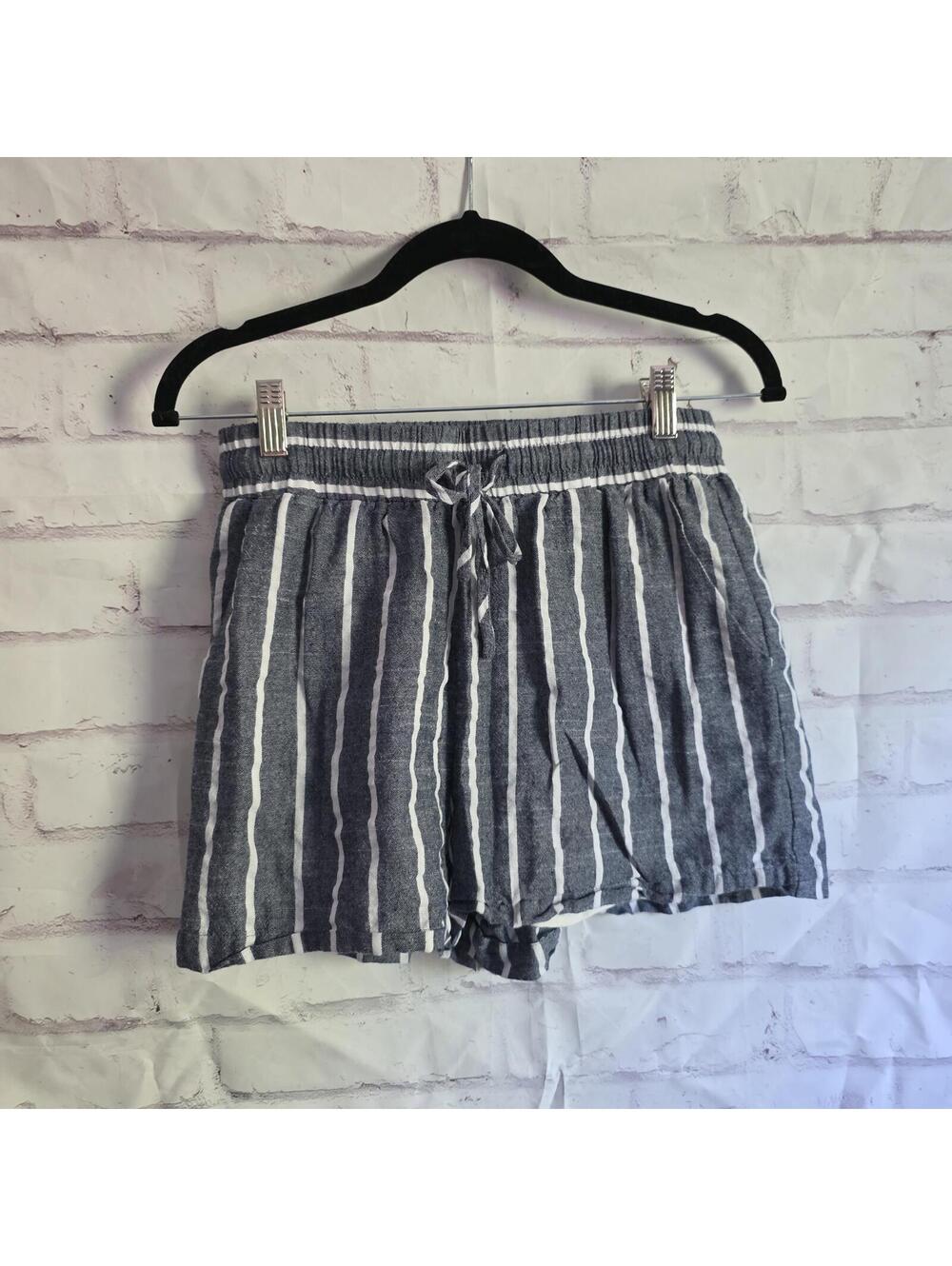 Denim and White Elastic Waist Shorts - Picture 1 of 4